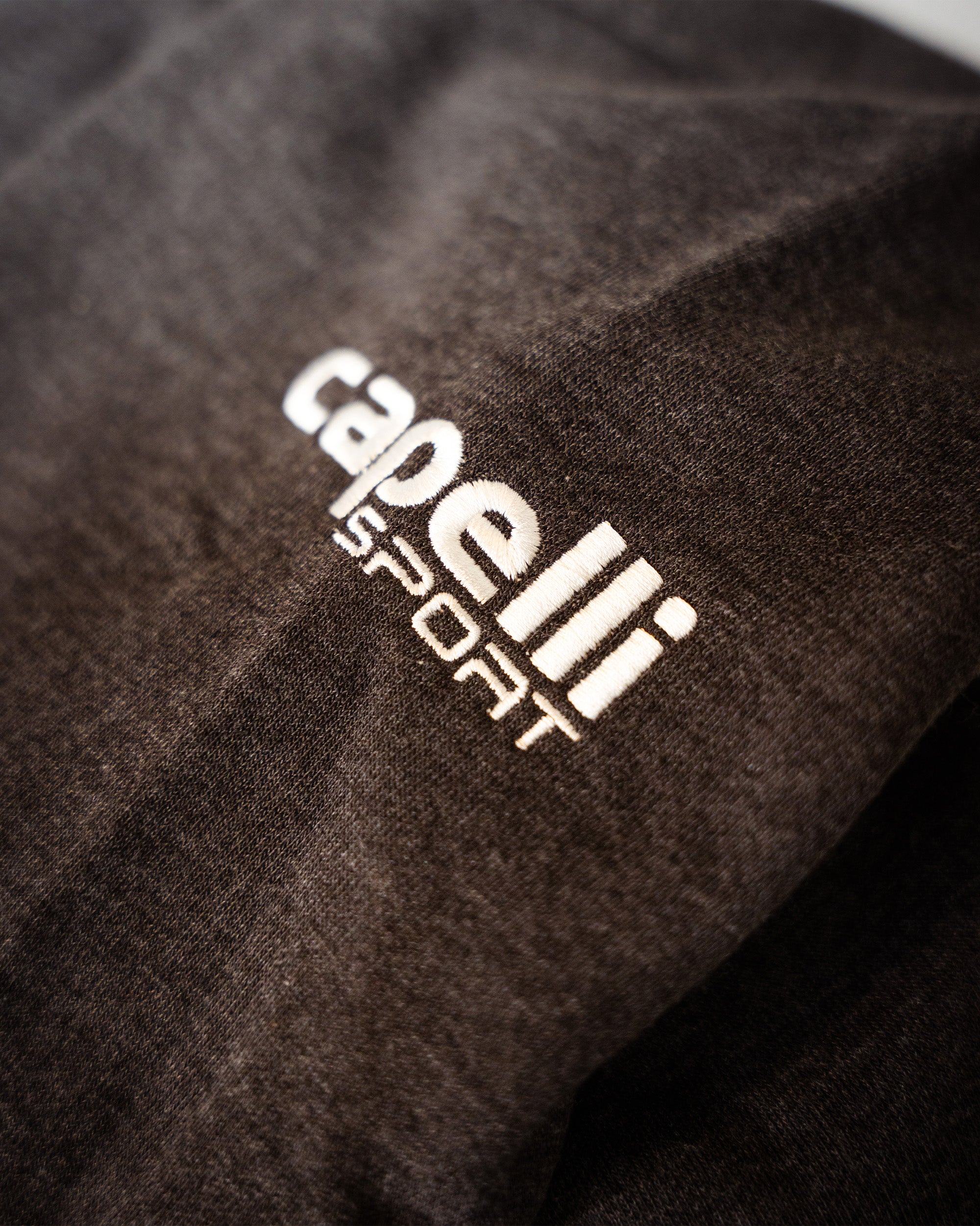 Hoodie med VFF logo - Grå