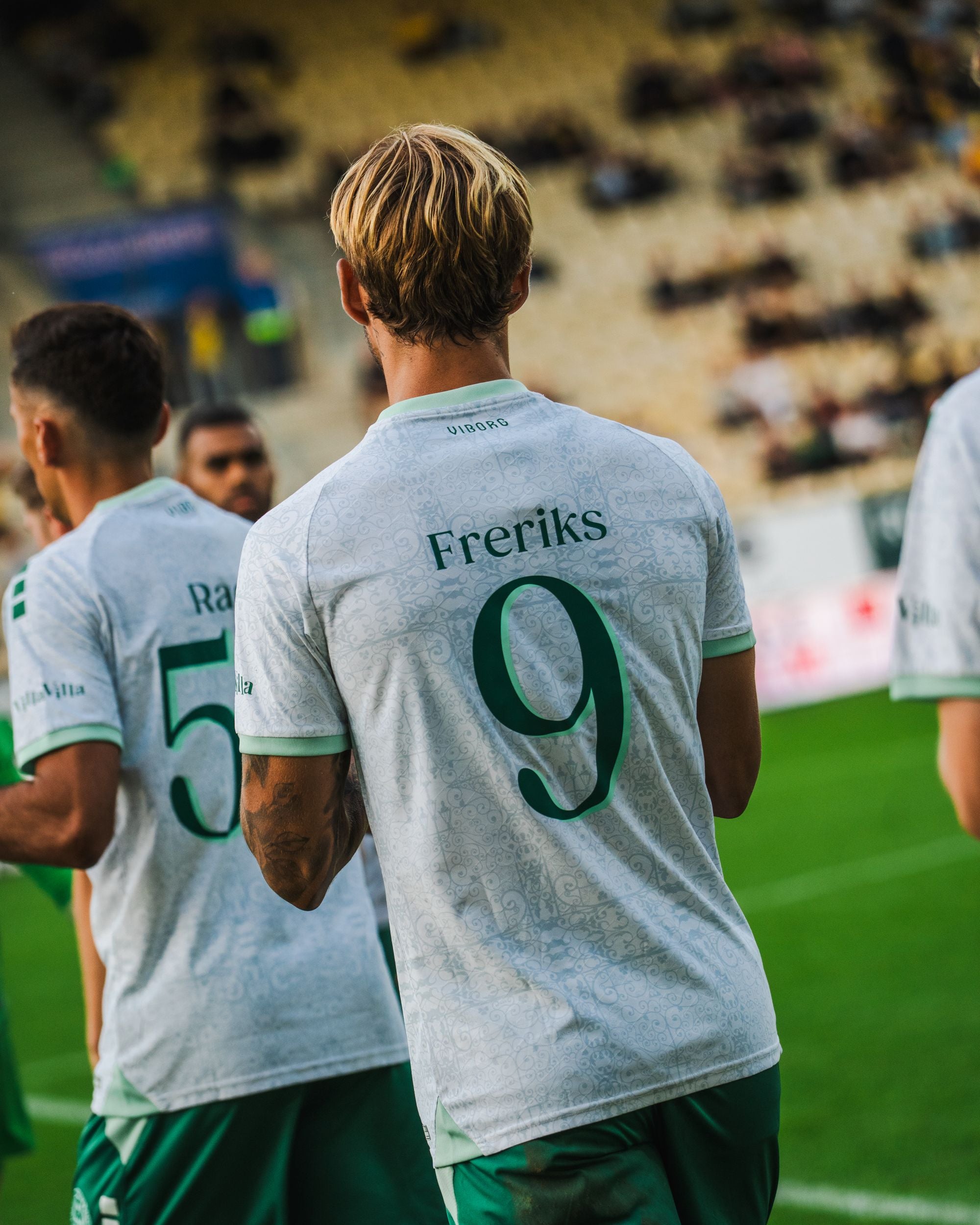 VFF Udebanetrøje Tim Freriks - Matchworn